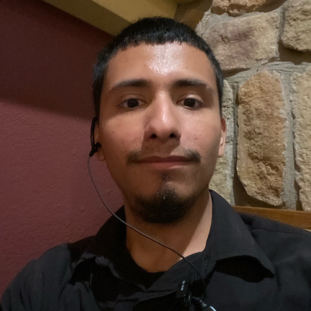 Meet your Posher, Dustin